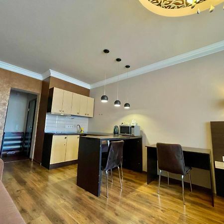 Apartment Elegant Kiev Exterior foto